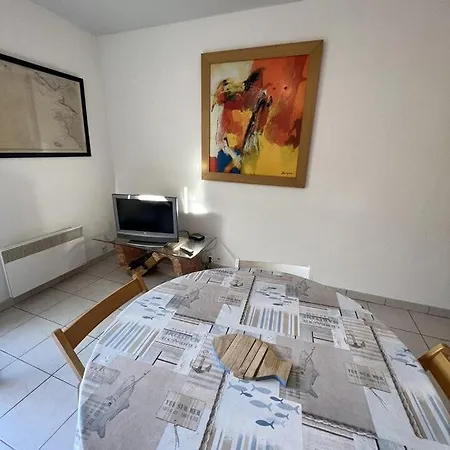 Appartement Les Vagues - 059 - Idealement Situe A 50 M Des Plages Soulacaises Mae-4371 *