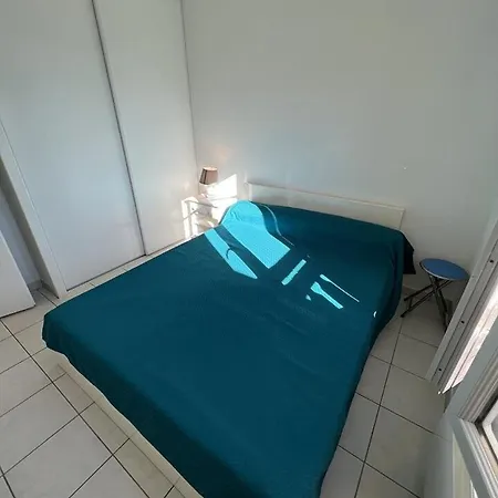 Appartement Les Vagues - 059 - Idealement Situe A 50 M Des Plages Soulacaises Mae-4371 *